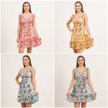 Short dress Polyester One size / 4 colors