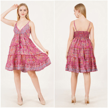 Vestido curto Poliéster Tamanho único / 4 cores