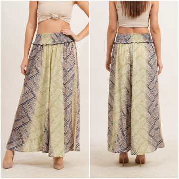 Polyester skort. One size / 4 colors