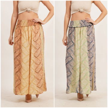 Polyester skort. One size / 4 colors