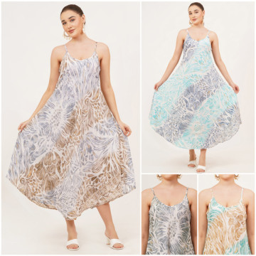 Polyester long dress. One size / 4 colors