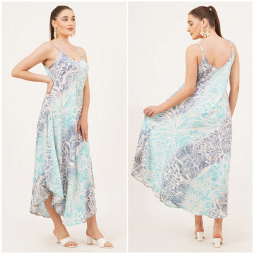 Polyester long dress. One size / 4 colors