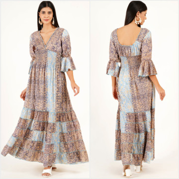 Polyester long dress. One size / 4 colors