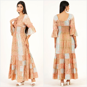 Polyester long dress. One size / 4 colors