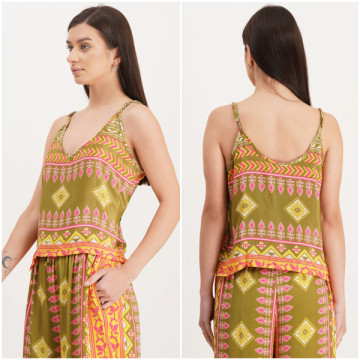 Polyester Top. One size / 2 colors