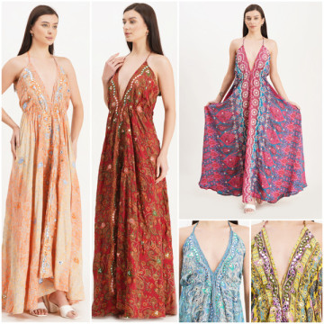 Robe longue en polyester. Taille unique / 5 couleurs