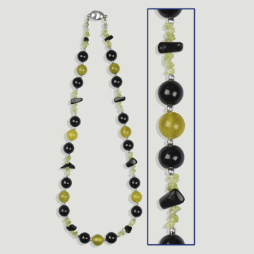 Hook 75- Pearl Necklace - Assorted Mocaita