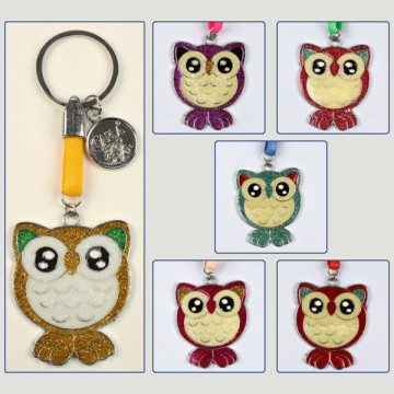 Gancho 08 – Llavero Sea 2 modelo Búho. Colores surtidos.