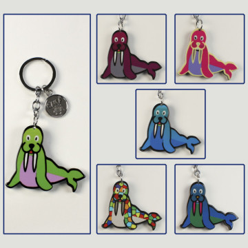Gancho 11 – Llavero Sea 2 modelos Morsa. Colores surtidos.