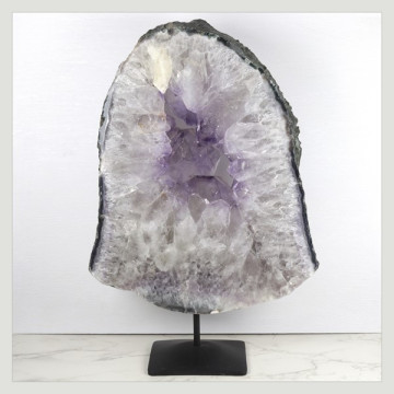 Amatista Argolla Metal de 7,78 kg. aprox. 28,5 x 41,5 x 12 cm. aprox