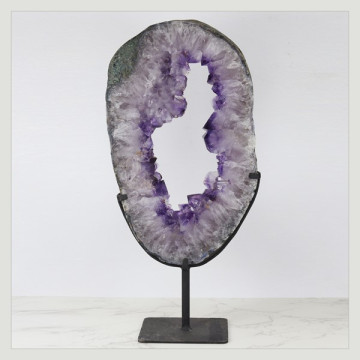 Amethyst Metal Ring 5.65 kg. approx. 24 x 49.50 x 12 cm. approx