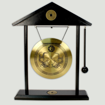 Gong con base de madera...