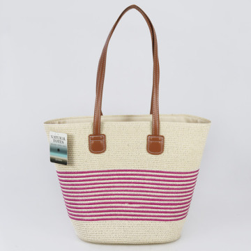 Wicker bag with leatherette handle. 40x30x15 cm approx. Assorted