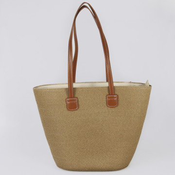 Bolsa de mimbre con asa polipiel. 40x30x15 cm. aprox. Surtido