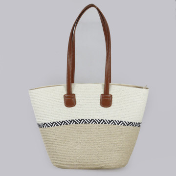 Bolsa de mimbre con asa polipiel. 40x30x15 cm. aprox. Surtido