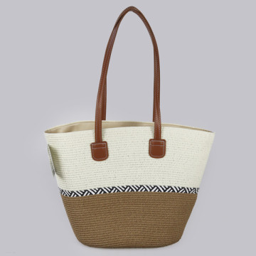 Sac en osier avec anse en similicuir. 40X30x15 cm. env. Assortiment