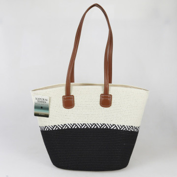 Bolsa de mimbre con asa polipiel. 40x30x15 cm. aprox. Surtido