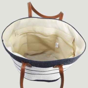 Sac en osier avec anse en similicuir. 40X30x15 cm. env. Assortiment