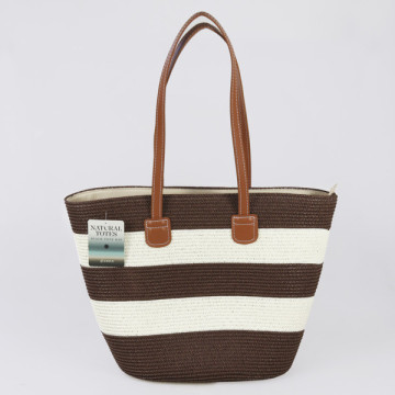 Bolsa de mimbre con asa polipiel. 40x30x15 cm. aprox. Surtido