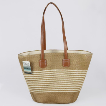 Sac en osier avec anse en similicuir. 40X30x15 cm. env. Assortiment
