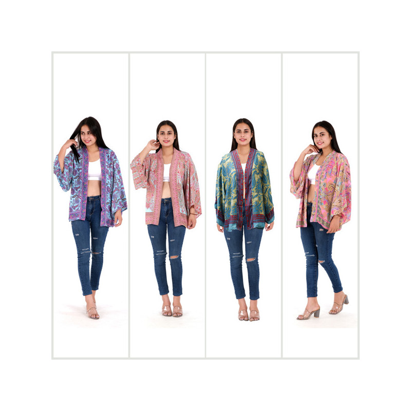 Kimono corto poliester. Talla única / 4estampados Kimono corto poliester. Talla única / 4estampados