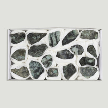Crystallized Emerald. Box 26x14 cm