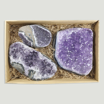 Polished Amethyst Druse Extra Quality 8-9kgs. approx. Box size: 41x27x11cm. approx.