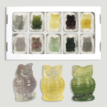 Chouette en fluorite 4 cm. environ - (AL10)