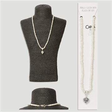 Mini silver pearl necklace with various pendants. 40cm approx.