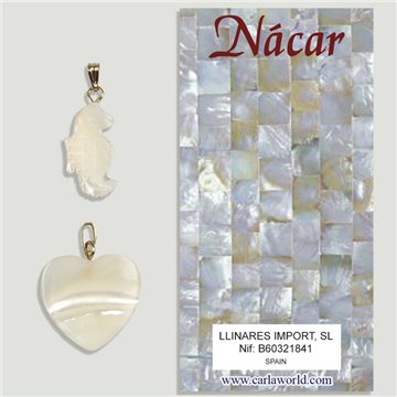 MOTHER-OF-PEARL. Pendant in assorted shapes