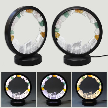 Luminária esférica. Minerais em bruto/placas de ágata. LED USB. 18x20cm