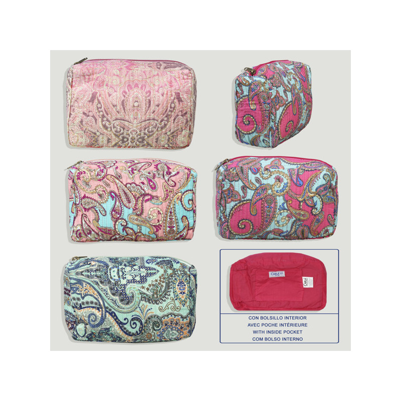 Trousse de toilette en polyester. Modèles assortis. 24x15x6cm Trousse de toilette en polyester. Modèles assortis. 24x15x6cm