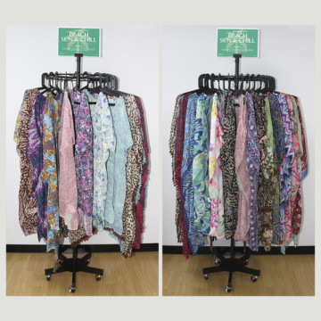 Beach Sun & Beach. Chiffon Ponchos / Viscose & Polyester – 112 units