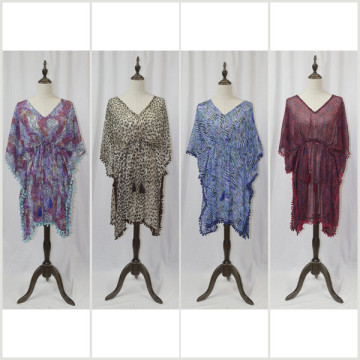 Plage Beach Sun & Chill. Ponchos en mousseline de soie / Viscose et polyester – 112 pièces