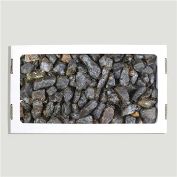 Ambre massif de Bornéo env. 650Gr aprox. Boîte 26x14 cm