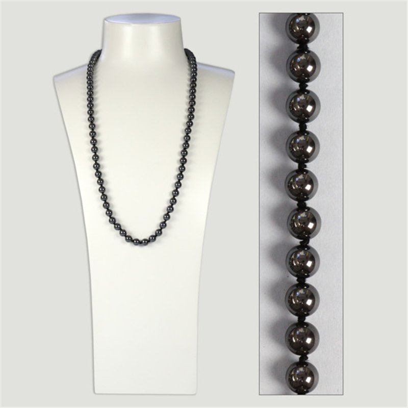 Colar em hematita. 70 cm. Bola de 8 mm. Colar em hematita. 70 cm. Bola de 8 mm.