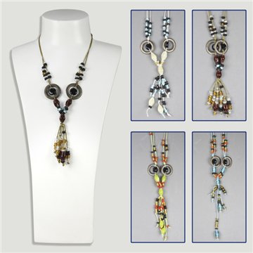 Collier en cristal et métal. Modèles et couleurs assortis