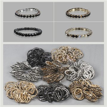 Sparkly elastic ring. Black