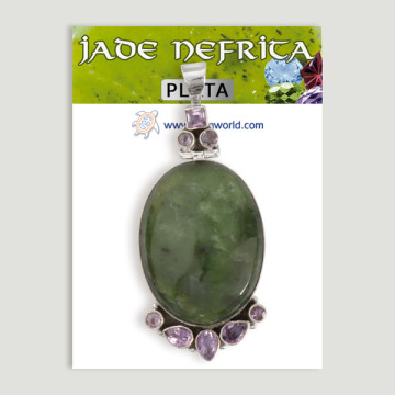 Pendentif en argent. Jade néphrite avec pierres précieuses. À partir de 25,3 gr. (PRIX PAR GRAMME)