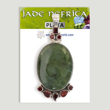 Colgante de Plata. Jade Nefrita con gemas. A partir de 25,3 gr. (PRECIO POR GRAMO)