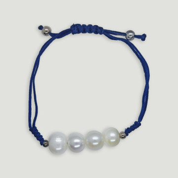 PÉROLA. Pulseira ajustável em macramé