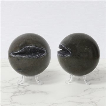 Amethyst Geode Ball. 1,005 kg