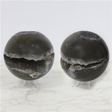 Amethyst Geode Ball. 2.32 kg