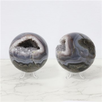 Amethyst Geode Ball. 1.75 kg