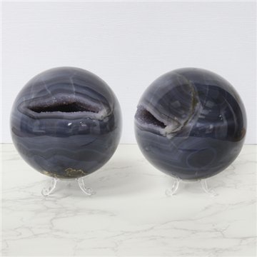 Amethyst Geode Ball. 2.16 kg