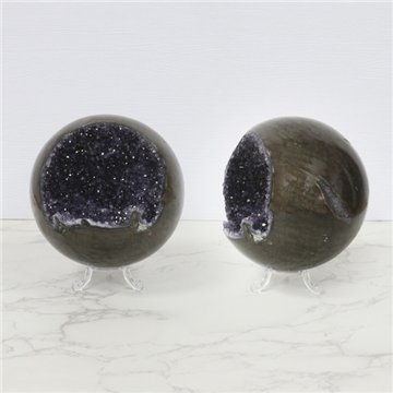 Amethyst Geode Ball. 1,725 kg