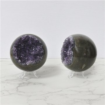 Amethyst Geode Ball. 1,375 kg
