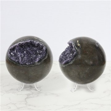 Amethyst Geode Ball. 1.53 kg