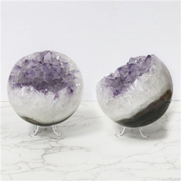Amethyst Geode Ball. 2.13 kg