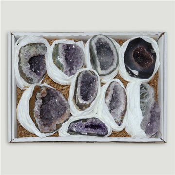 Boîte de géode d'améthyste. Tailles assorties. 39x25x5 cm